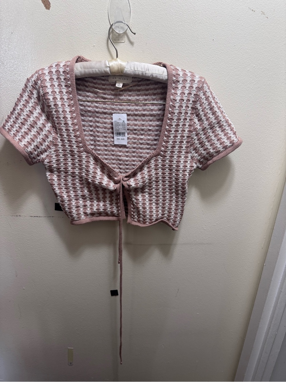 La Hearts Pink and White Knit Tie-Front Crop Top size small NWT